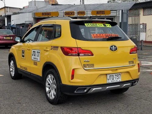 Taxi Camioneta Faw X40 2021