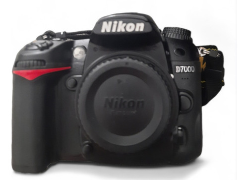 Camara Nikon D7000