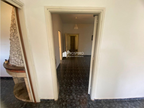 Al1961/p/1 Venta Casa 3 Dorm, Flor De Maroñas Garaje, Patio Fondo