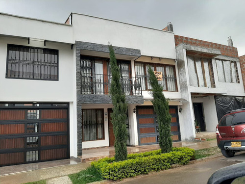 Casa En Rionegro Barrio Tres Cantos