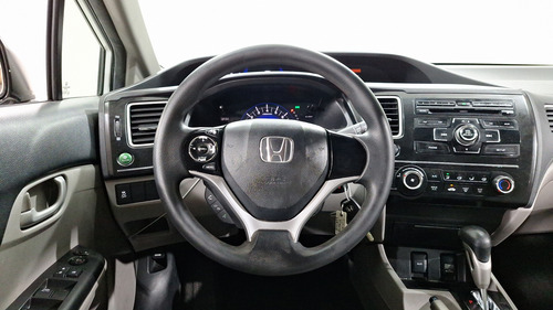 Honda Civic 1.8 LX AT 4DRS