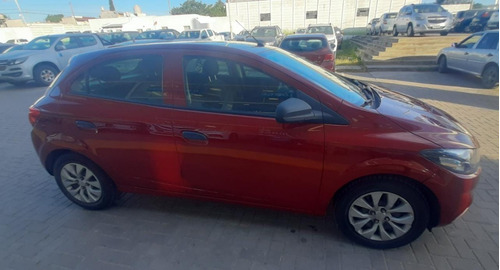 Imagen 2 de 18 de Chevrolet Onix Lt 1.4 Nafta Caja Manual Cc