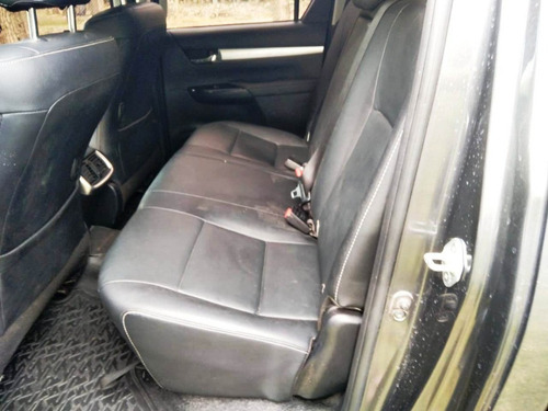 Toyota Hilux Srx 4x4 At