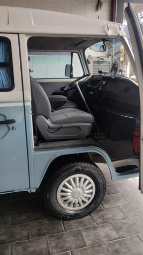 Volkswagen Kombi 1.4 Standard Total Flex 3p