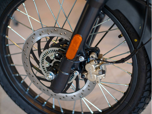 Royal Enfield Himalayan Granite Black Reserva