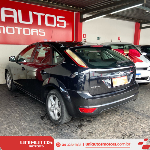 Ford Focus 1.6 FLEX 8V/16V 5P
