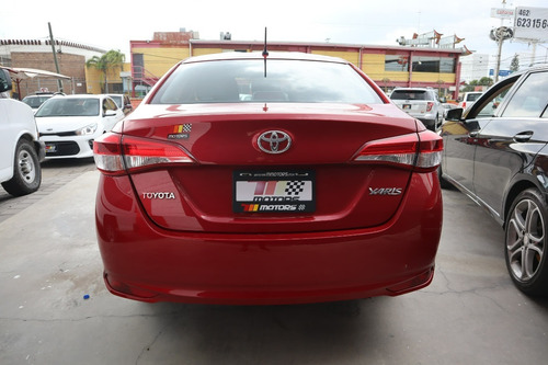 Imagen 4 de 15 de Toyota Yaris Core Tm 2020