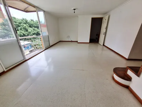 Apartamento Duplex En Venta En Laureles