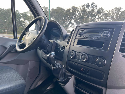 Imagen 6 de 10 de Mercedes-benz Sprinter 2.1 411 Street 116cv 3250 V2 Tn Aa