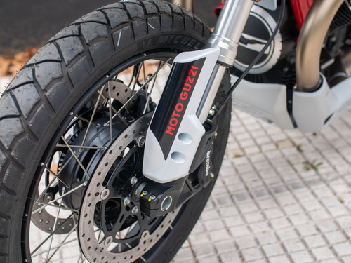 Imagen 8 de 16 de Guzzi V85tt 2022 Nueva Version Financiacion Concesionario