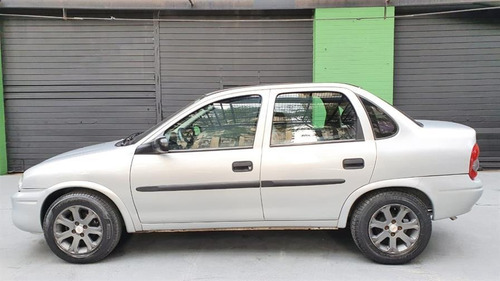 Chevrolet Classic Corsa Sedan 1.6 2003