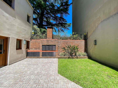 Imagen 13 de 30 de Venta Casa Devoto 6 Amb Cochera Y Jardin, Parrilla