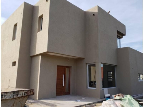 Imagen 1 de 6 de Casa En Venta En El Cantón, Escobar, G.b.a. Zona Norte