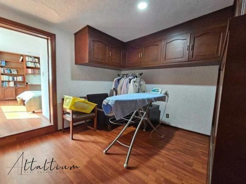 Casa En Venta En Xochimilco, Col. Jardines Del Sur Cdmx. Br-ru