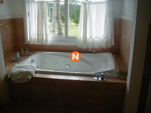 Casa En Venta, Golf, Punta Del Este, 5 Dormitorios.- Ref: 205482