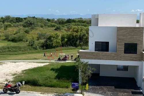 Imagen 2 de 14 de Terreno En Venta En El Club De Golf Las Cruces $880,000