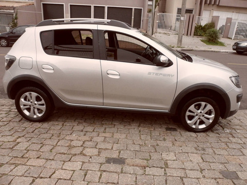 Renault Sandero 1.6 Stepway 8v Flex 4p Manual