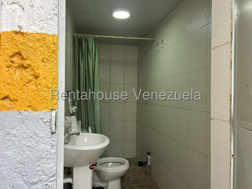 Local Comercial En Alquiler En En Av Principal De Chapellín
