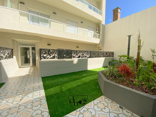 Venta De Departamento Tipo Duplex De 2 Ambientes En Pozo En Adrogué