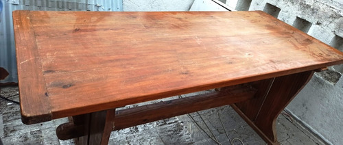 Imagen 1 de 5 de Mesa De Madera Maciza 180 X 80 X 70, Está En Piriapolis