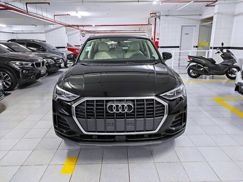 Audi Q3 Prestige Plus
