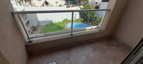 Imagen 8 de 9 de Monoambiente Con Balcón En Excelente Estad