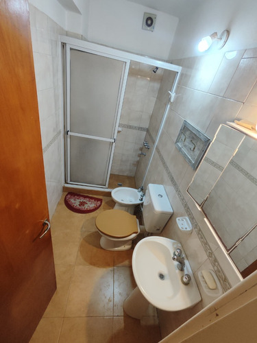 Amplio Monoambiente Con Patio, Frente Al Mar!