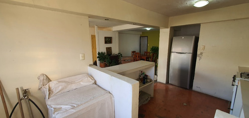 Imagen 11 de 18 de Apartamento En Venta 23 De Enero - Bloque 37 Semi-amoblado