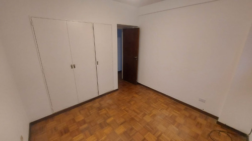Imagen 2 de 5 de Departamento Dos Ambientes Interno Dos Cuadras Estacion Olivos