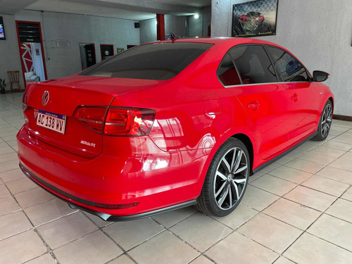 Imagen 10 de 16 de Volkswagen Vento 2018 2.0 Tsi Gli 211cv Permuto/financio