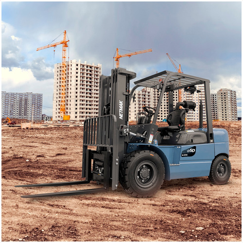 Empilhadeira Diesel Netmak D5047 5,0 Ton Torre Triplex 4,7m