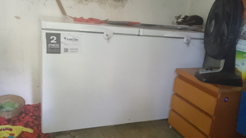 Vendo Uma Flize De 2 Porta So Tem Um Mes De Uso Por 3.000
