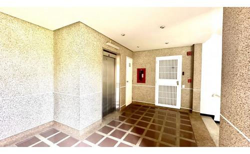 Vendo Apto 223m2 4h/5b/3p Lomas De La Lagunita 2890