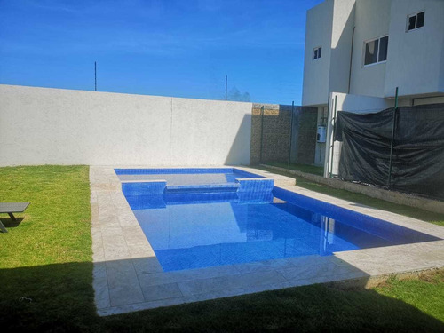 Imagen 9 de 10 de Casa En Venta Cerca De Vw Outlet Acceso A Periférico Y Autopista
