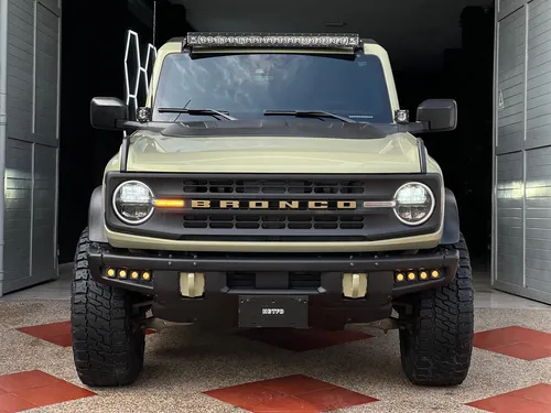 Bronco Coupe Sasquash