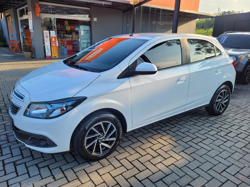 Chevrolet Onix 1.4 MPFI LT 8V FLEX 4P AUTOMÁTICO