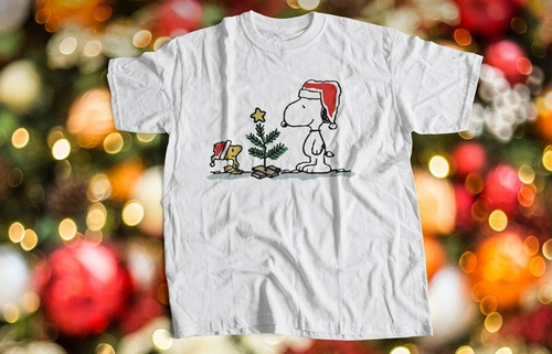 Remera Navidad Snoopy (dama/unisex)