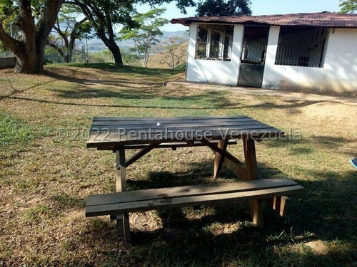 Finca Ganadera 267 Hectareas, Casa Principal De 550 Mts2 De Construcción Aproximados, 3 Depósitos De Maquinarias, Techos Nuevos, Ventanales Panoramicos Y Corredores