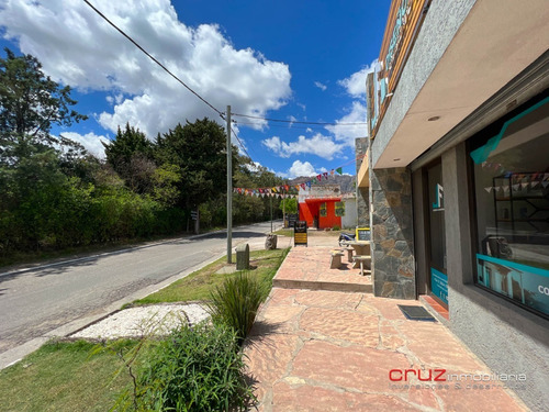 Imagen 13 de 14 de Local En Esquina De 90m2 En Cortaderas
