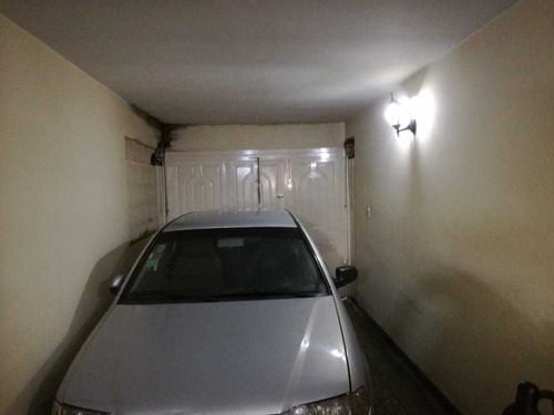 Imagen 10 de 14 de Linda Casa En Zona Residencial