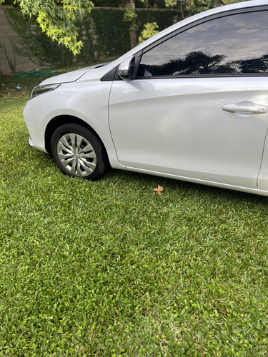 Toyota Yaris 1.5 107cv Xs