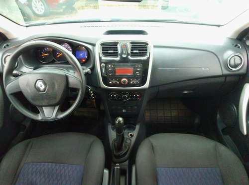 Renault Sandero 1.6 Expression 8v Hi-torque Flex 4p Manual