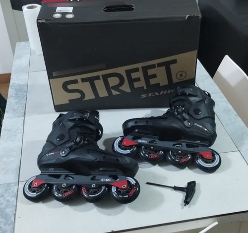 Rollers Profesionales Stark Street 2 Dark Bota Rigida Slalom 40 8.2 Cm Negro (Usado)