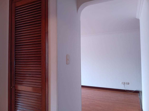 Imagen 11 de 14 de Se Vende Apartamento En Santa Paula - Usaquén