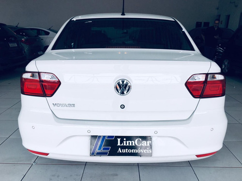 Imagem 8 de 19 de Volkswagen Voyage 1.6 2019 Completo