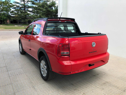 Volkswagen Saveiro Doble Cabina Roja. Entrega Hoy!