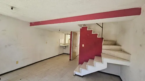 Casa En Condominio En Venta 3 Recámaras 1 Baño 1 Auto Los Sauces Toluca