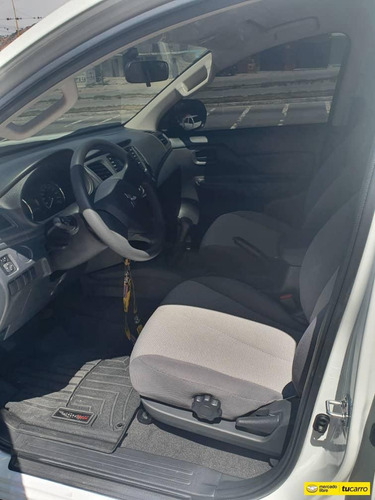 Mitsubishi L200 Gxl Doble Cabina 4x4 Diesel
