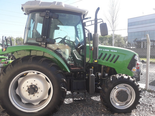 Imagen 3 de 11 de Tractor Tipo John Deere Marca Chery Bylion 105 Hp