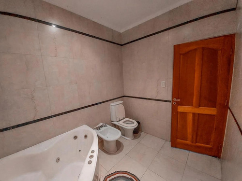 Imagen 12 de 15 de Venta Casa 5 Dormitorios, Cerrito 2900, Gazze